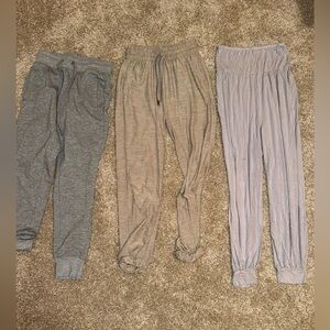 3 for 1: women’s joggers, size XS/S